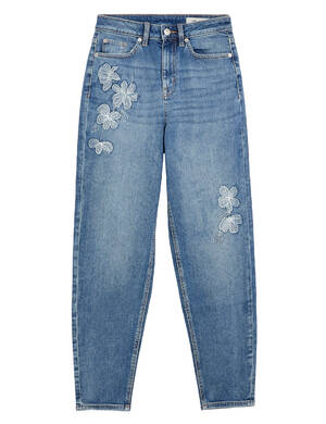 marksandspencer_SS23_DENIM_T57_9115G_dziny strihu MOM ke kotnikum s vysivkou_1499Kc.jpg